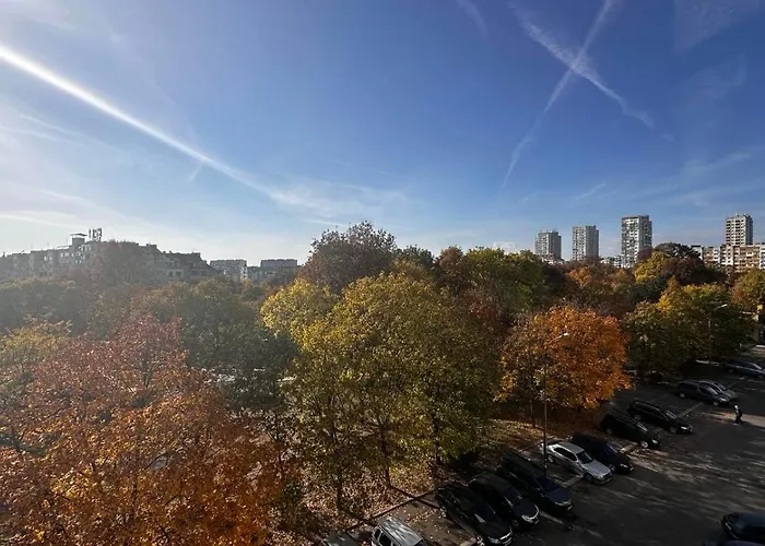 Prestige 1 アパート *